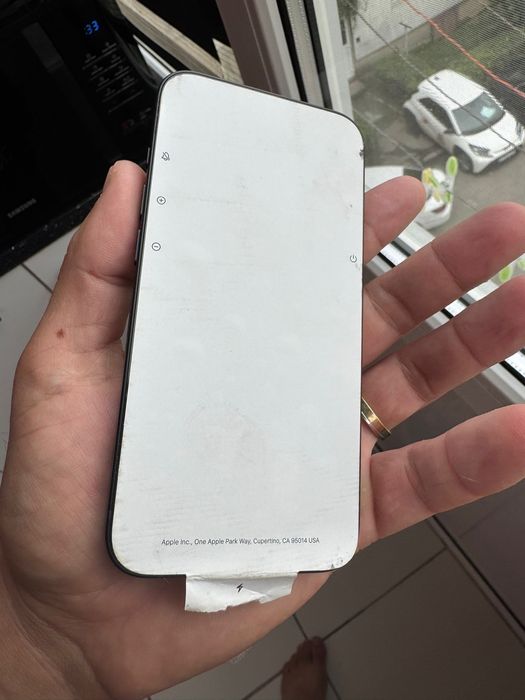 Iphone 16 E 128gb baterie 100%(0 cicluri incarcare)