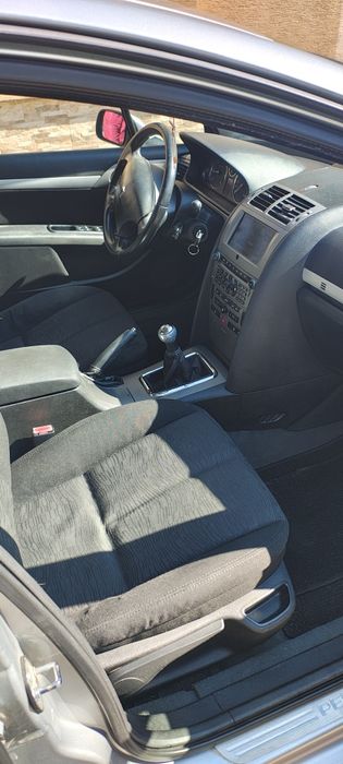 Vând Peugeot 407