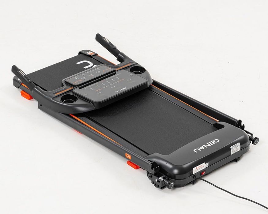 Продаю беговую дорожку GENAU S50 Slim