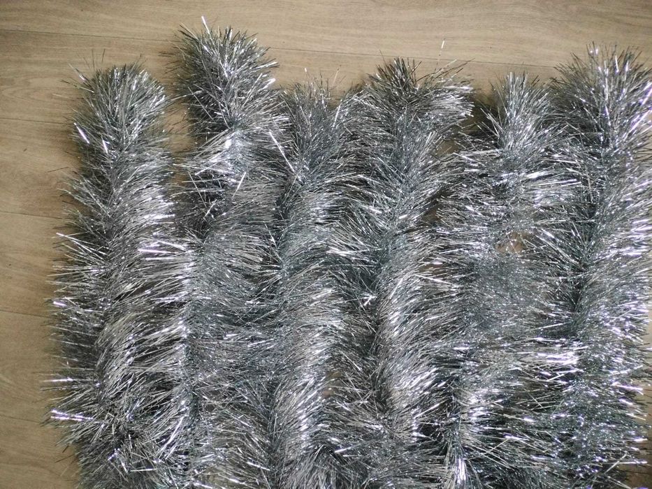 Продаю новогоднюю мишуру