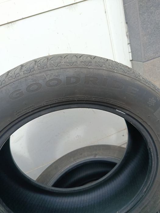 235/55/19 използвани един сезон