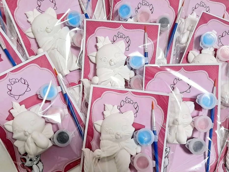 Фигурки за оцветяване Stitch, Bluey,Пес патрул и др.