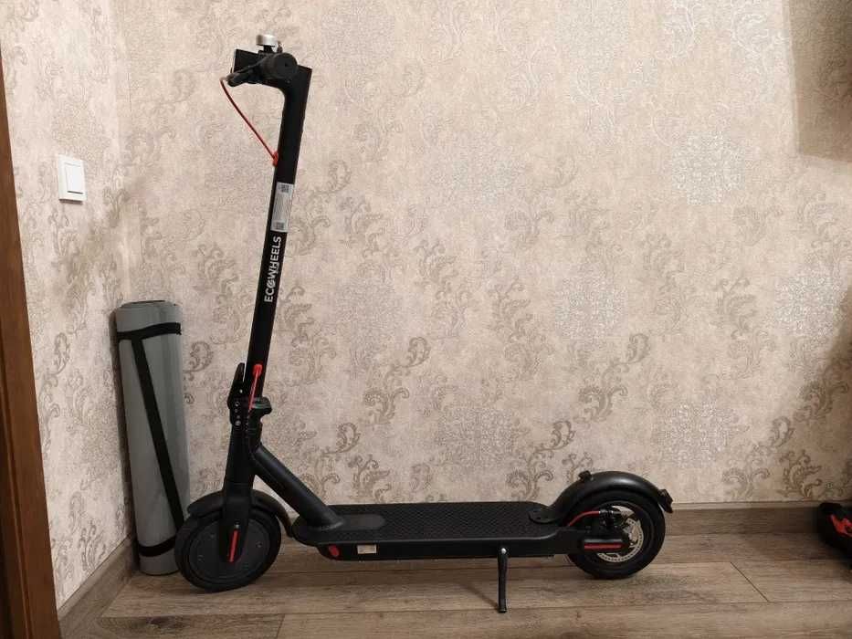 Электросамокат E-scooter