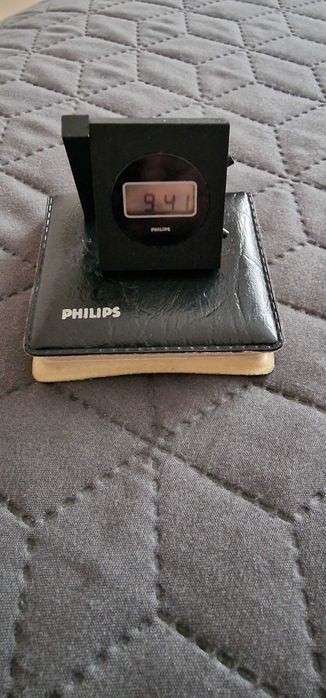 Електронен часовник