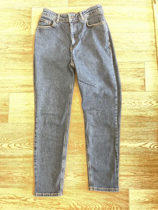 Продам джинсы плотные.