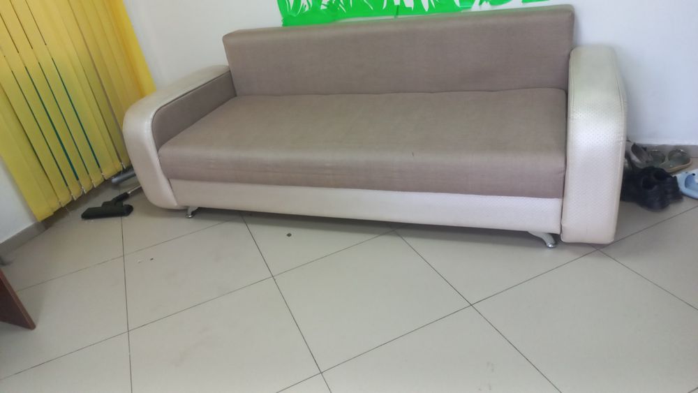 Продам  диван  б/у