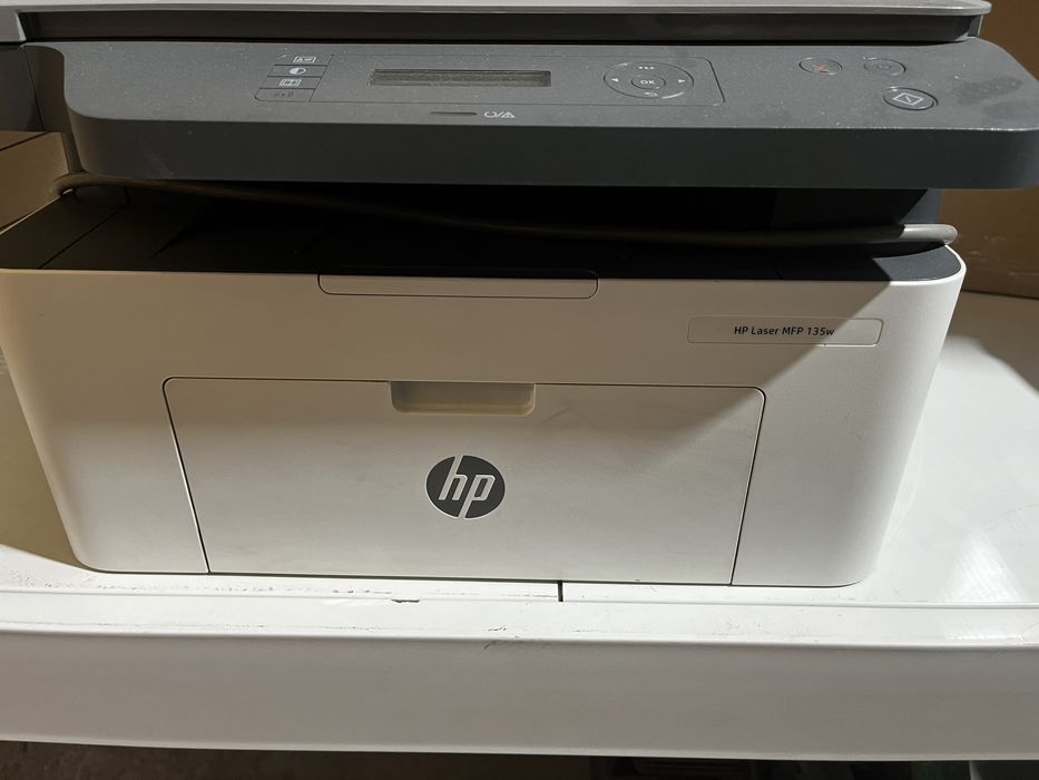 Продам принтер hp