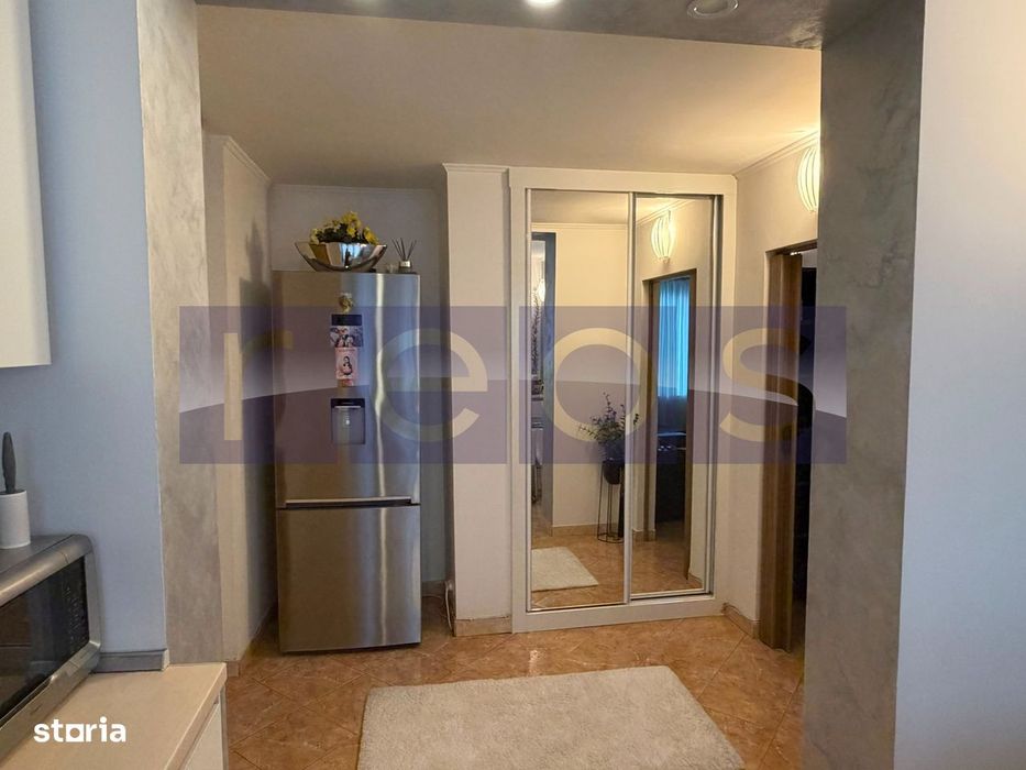 Vanzare 3 Camere Semidecomandat Dristor