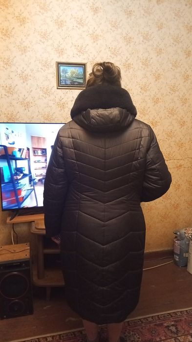 Продаётся пуховое пальто.