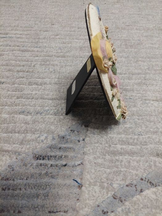 Продавам рамка за снимки