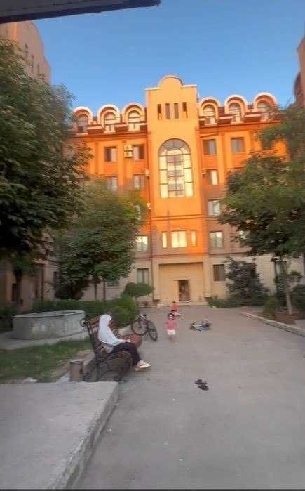 Новостройка 5 комнатная 240м2 Дуплекс , Беруни