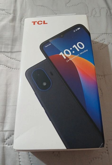 NOU - telefon TCL K70Se