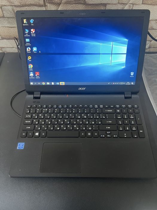 Acer компютерь.