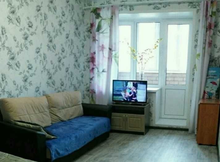 Дава се под наем Едностаен апартамент в Пловдив, Кършияка - 45 кв.м за 219.3 € - Снимка #2