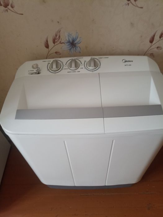 Продам стиральную машину