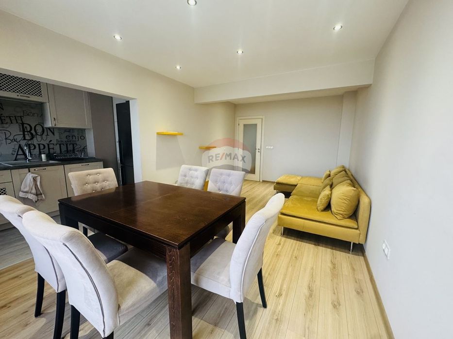 Дава се под наем Тристаен апартамент в Варна, Нептун - 80 кв.м за 797.64 € - Снимка #1