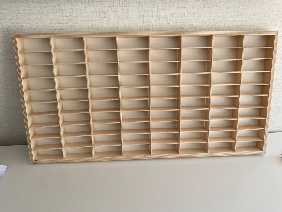 Дефектна дървена етажерка за колички, рафт, 80 отделения, хоризонтален