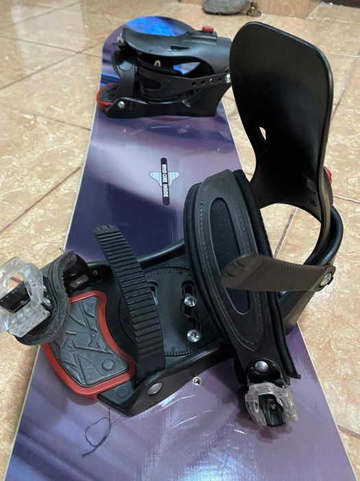 PLACĂ Snowboard NIDECKER -Pachet COMPLET/boots- șosetă tehnică/+BONUS