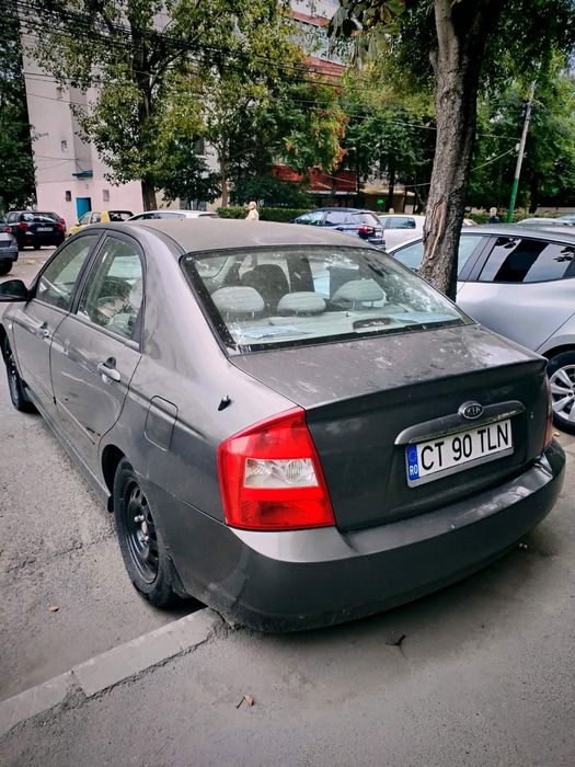 Vand KIA Cerato 1.5dci 2006