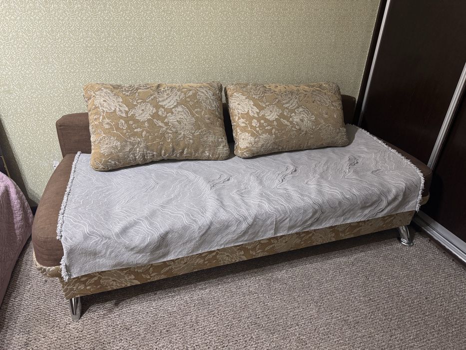 Продается диван-тахта