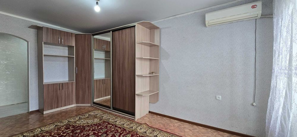 1 ком кв, 12 мкр 12 млн