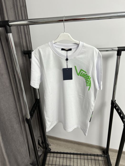 Tricou LOUIS VUITTON Alb/Negru super calitate