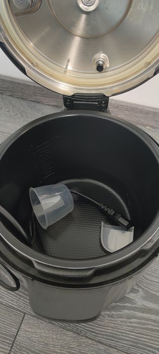 Мултикукър Tefal CY505E30 One Pot