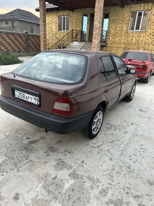 Продам машину Nissan Sunny