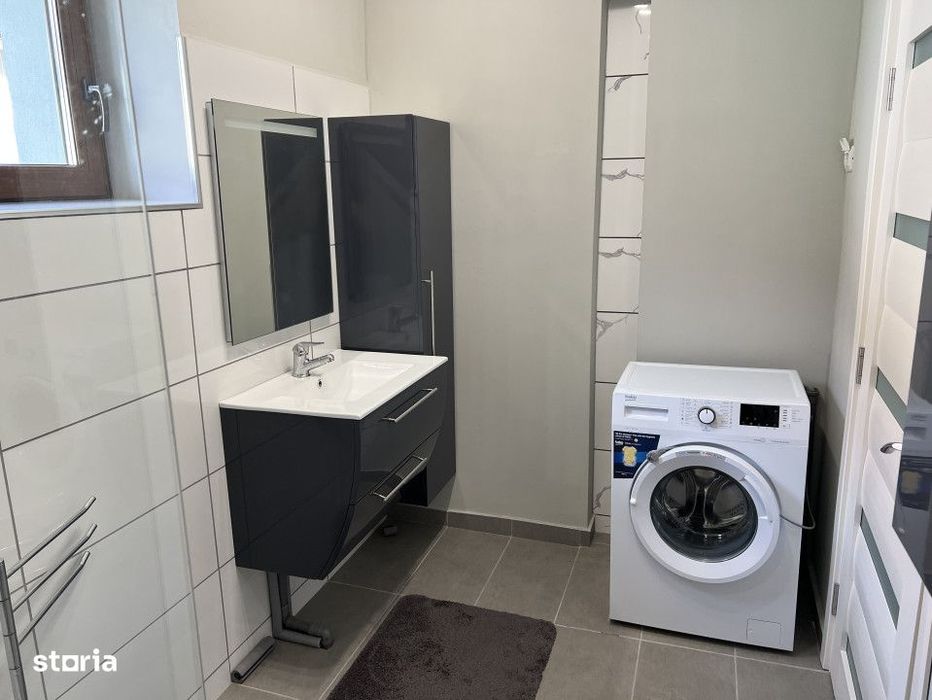 casa singur in curte 3 camere zona stefan cel mare