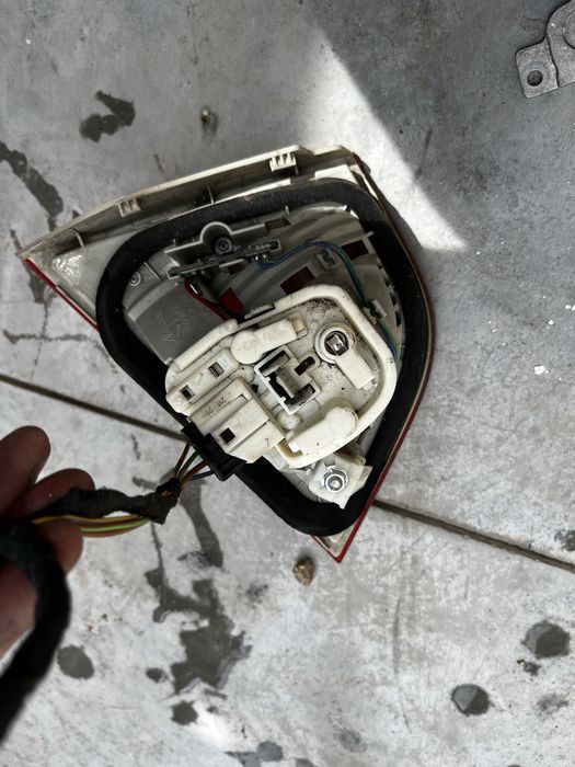 Вътрешни стопове бмв е90 фейс