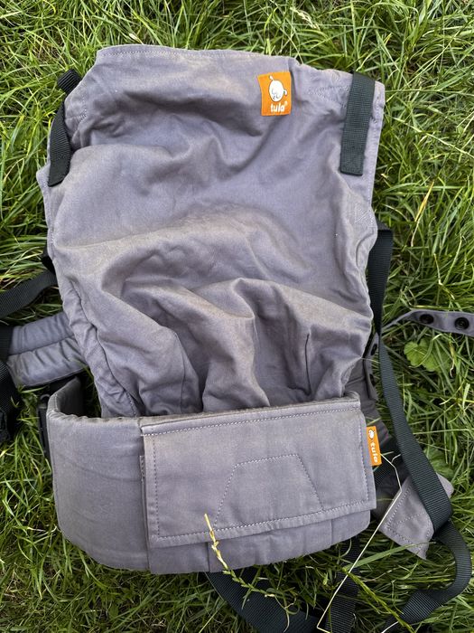 Marsupiu ergonomic Tula Free-to-Grow Stormy – stare excelentă, folosit foarte puțin