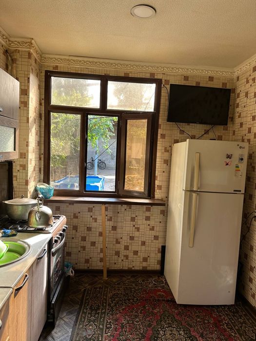 Uchastka sotiladi 4 sotok aeroport polivoy tomonda