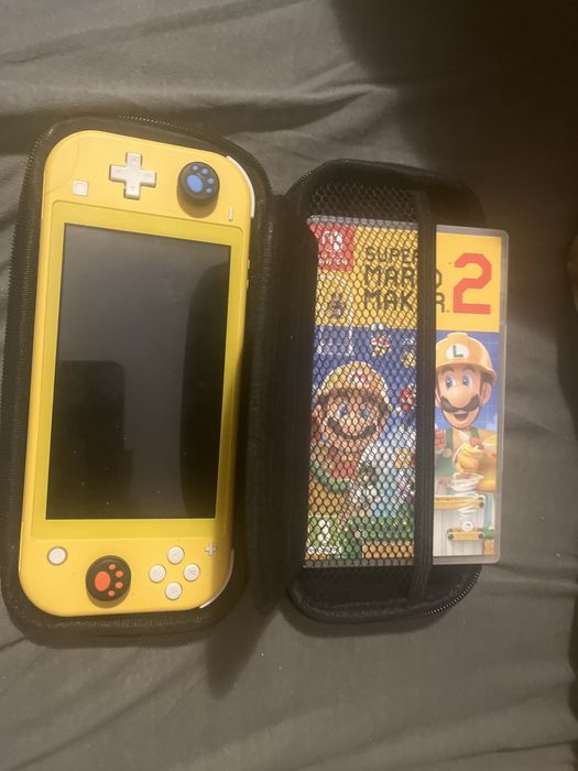 Nintendo Switch Lite Galben + Super Mario Maker 2