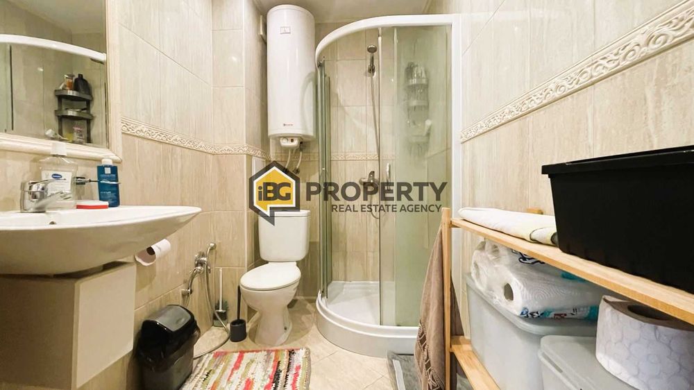 Едностаен, панорамен - две тераси