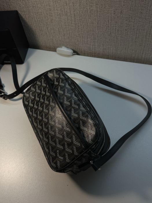 Продаю барсетку Goyard