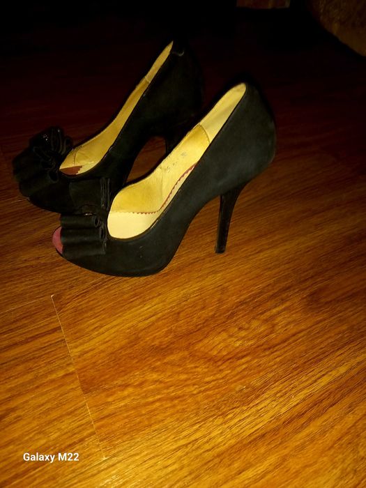 Женские выходные туфли