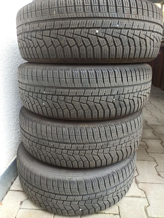 Set anvelope iarna 205 60 R16 Hankook Winter I*cept Evo 2