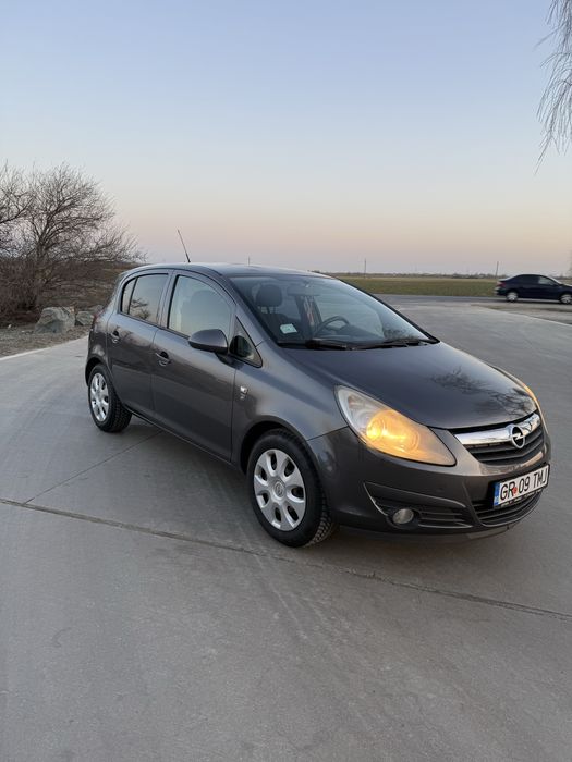 Vând Opel Corsa D 1.2 benzină ediție 111