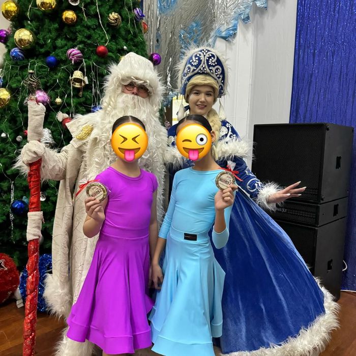 Танцевальный платья