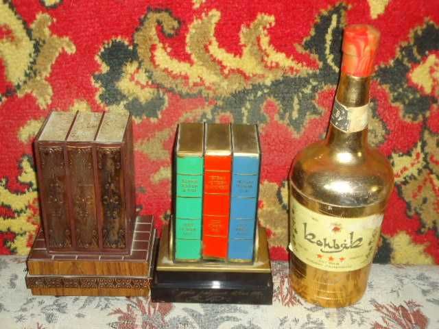 Оригинальный набор сигаретниц советского времени.