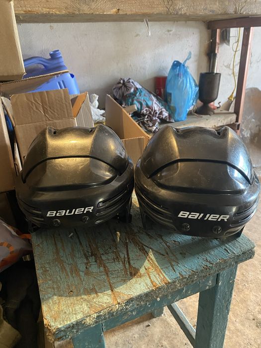 Продам два шлема bauer