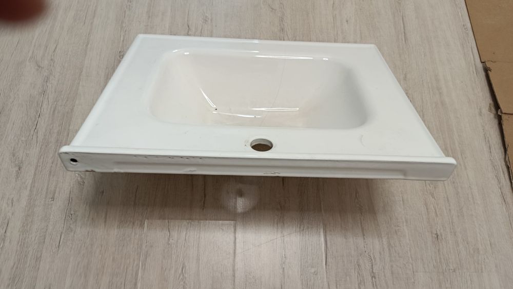 Раковина для ванной 60см