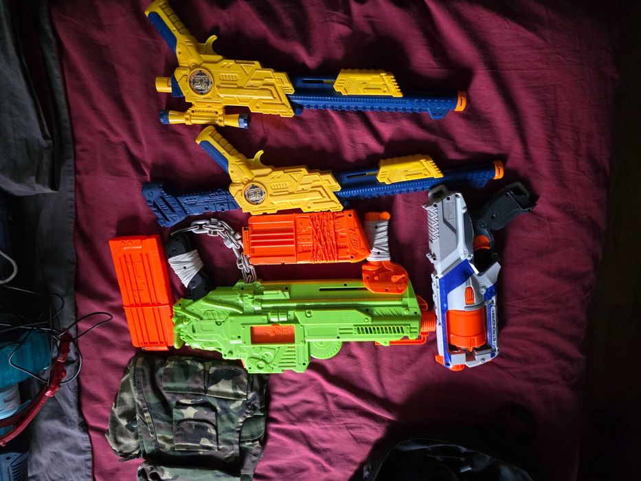 ARME NERF in stare foarte bună