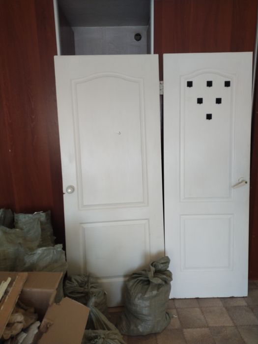 Межкомнатные деревянные двери.