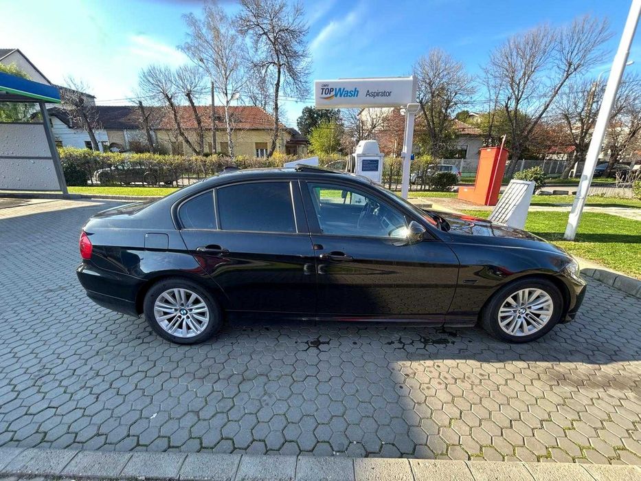 BMW e90 318i 2010