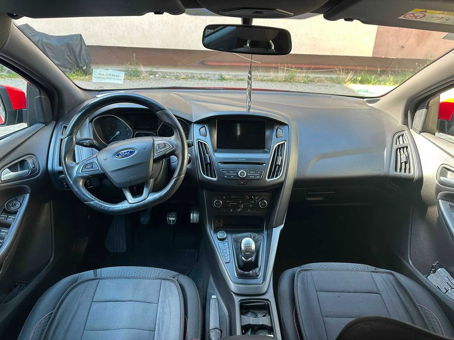 FORD Focus 2017 — imagine 5