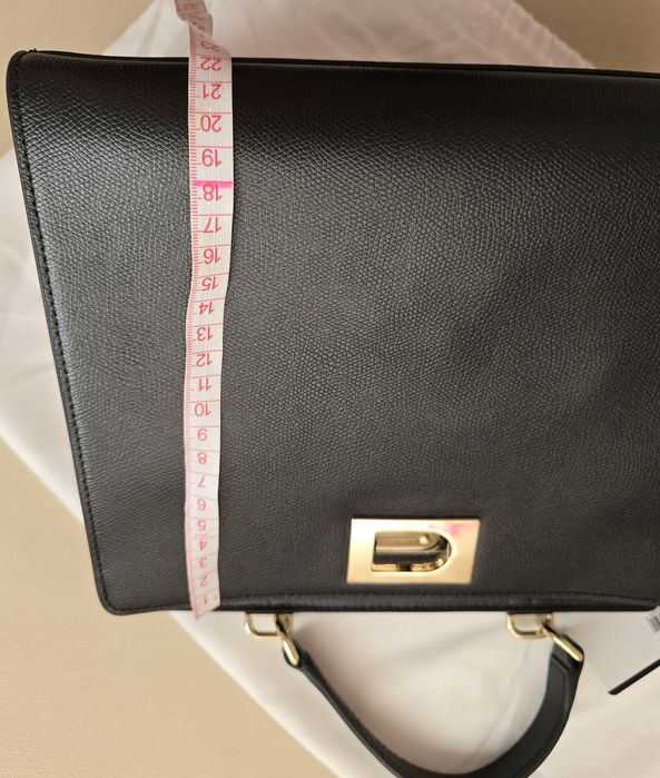 Geanta Furla, neagra din piele
