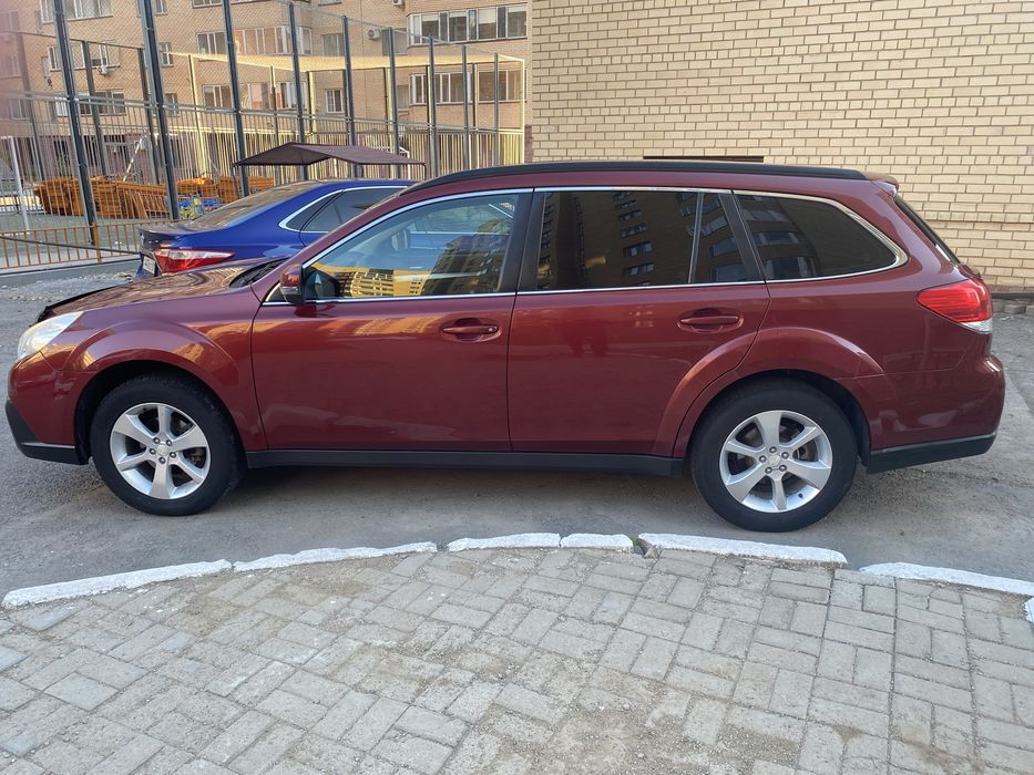 Продам  Subaru Outback в хорошем состояний