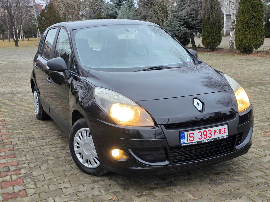 Renault Scenic 2011 1.5 dCi 95 CP euro 5 / RATE fara avans