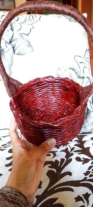 Корзинка плетённая